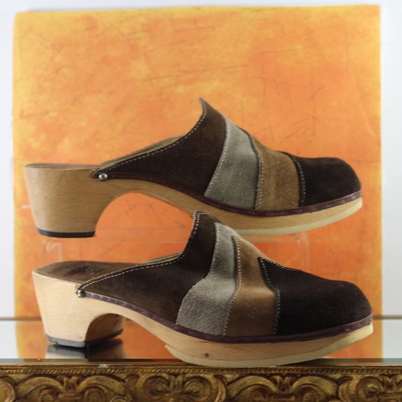 Vintage Suede and Wood Clogs - Picture 10 of 16